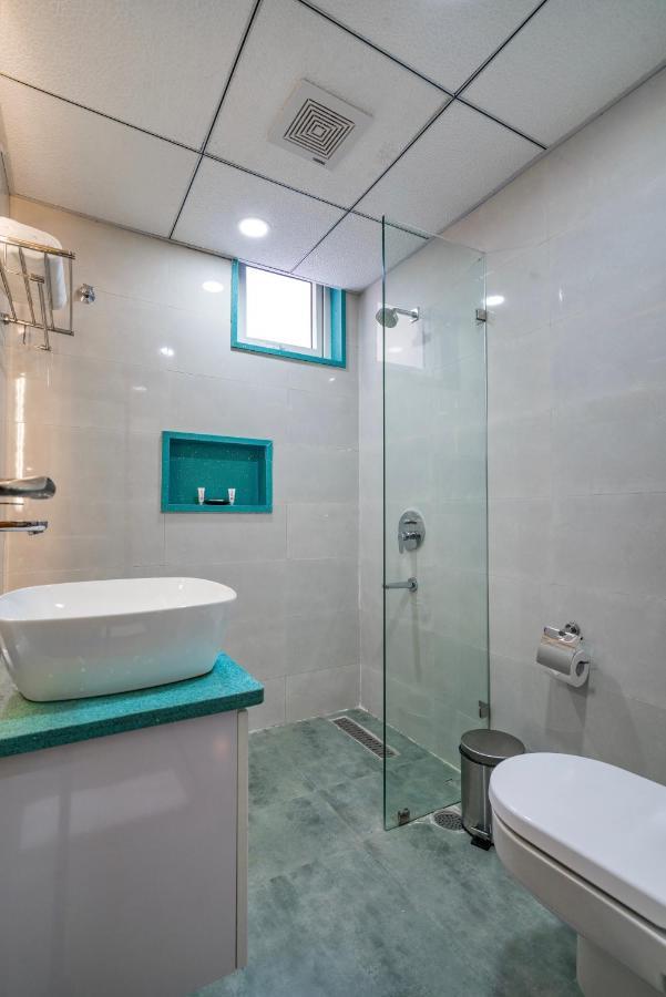 Skyla Studios & Suites - Hitech City Hyderabad Esterno foto